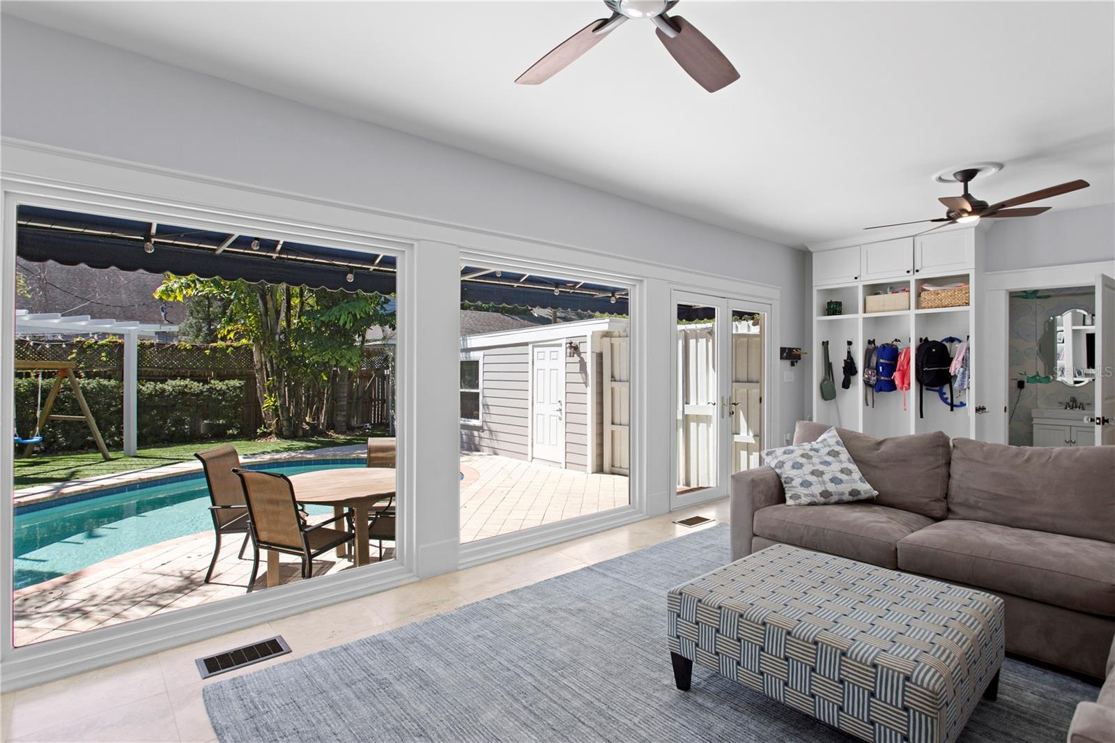 2810 W MORRISON Ave TAMPA, FL 33629