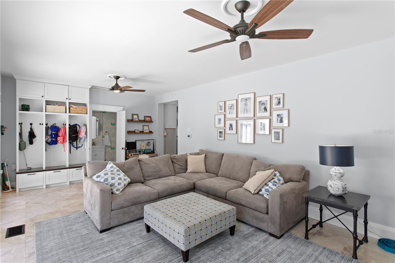 2810 W MORRISON Ave TAMPA, FL 33629