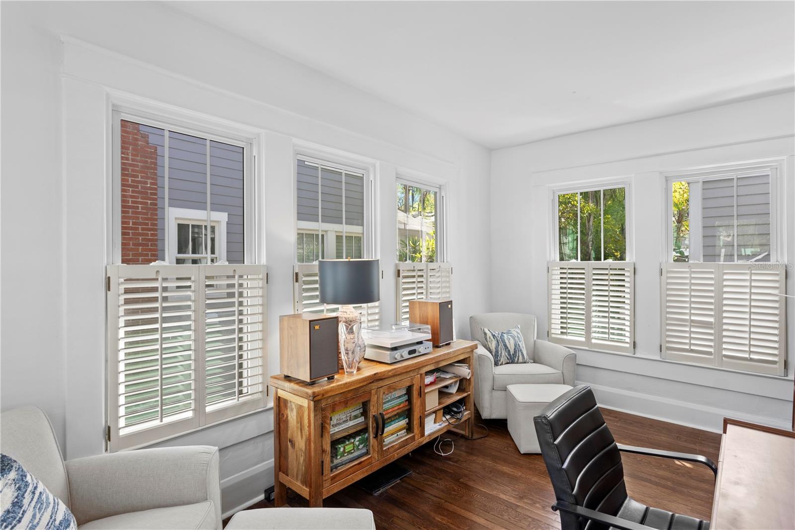 2810 W MORRISON Ave TAMPA, FL 33629