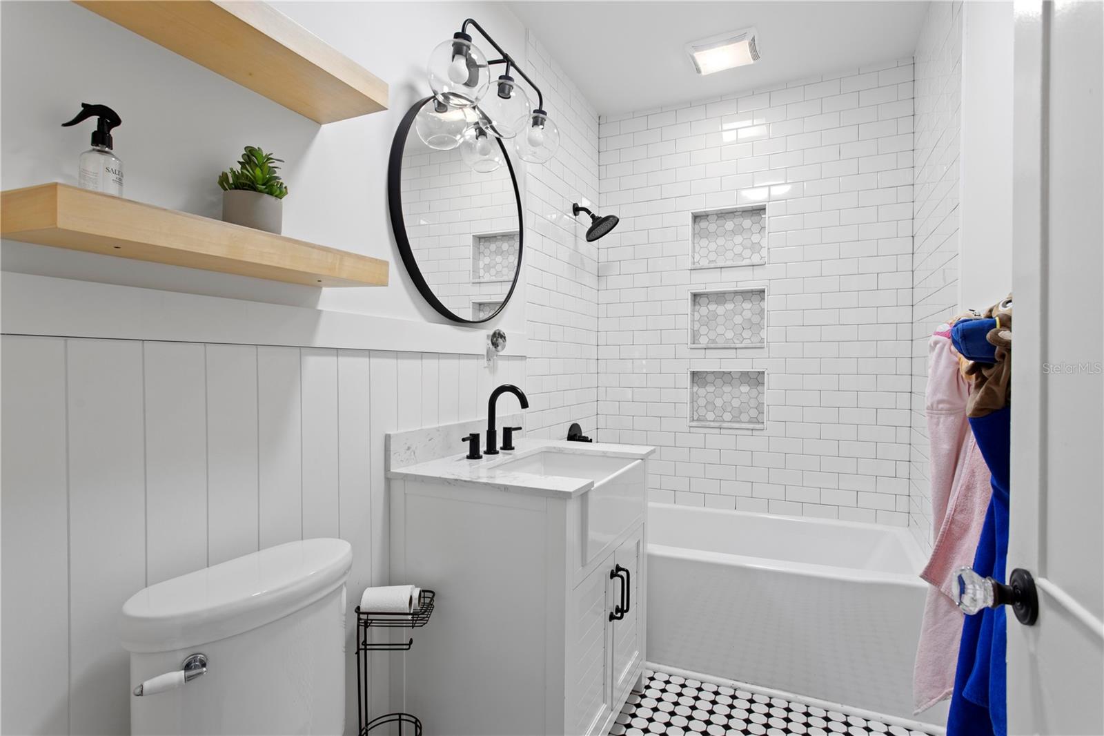 2810 W MORRISON Ave TAMPA, FL 33629