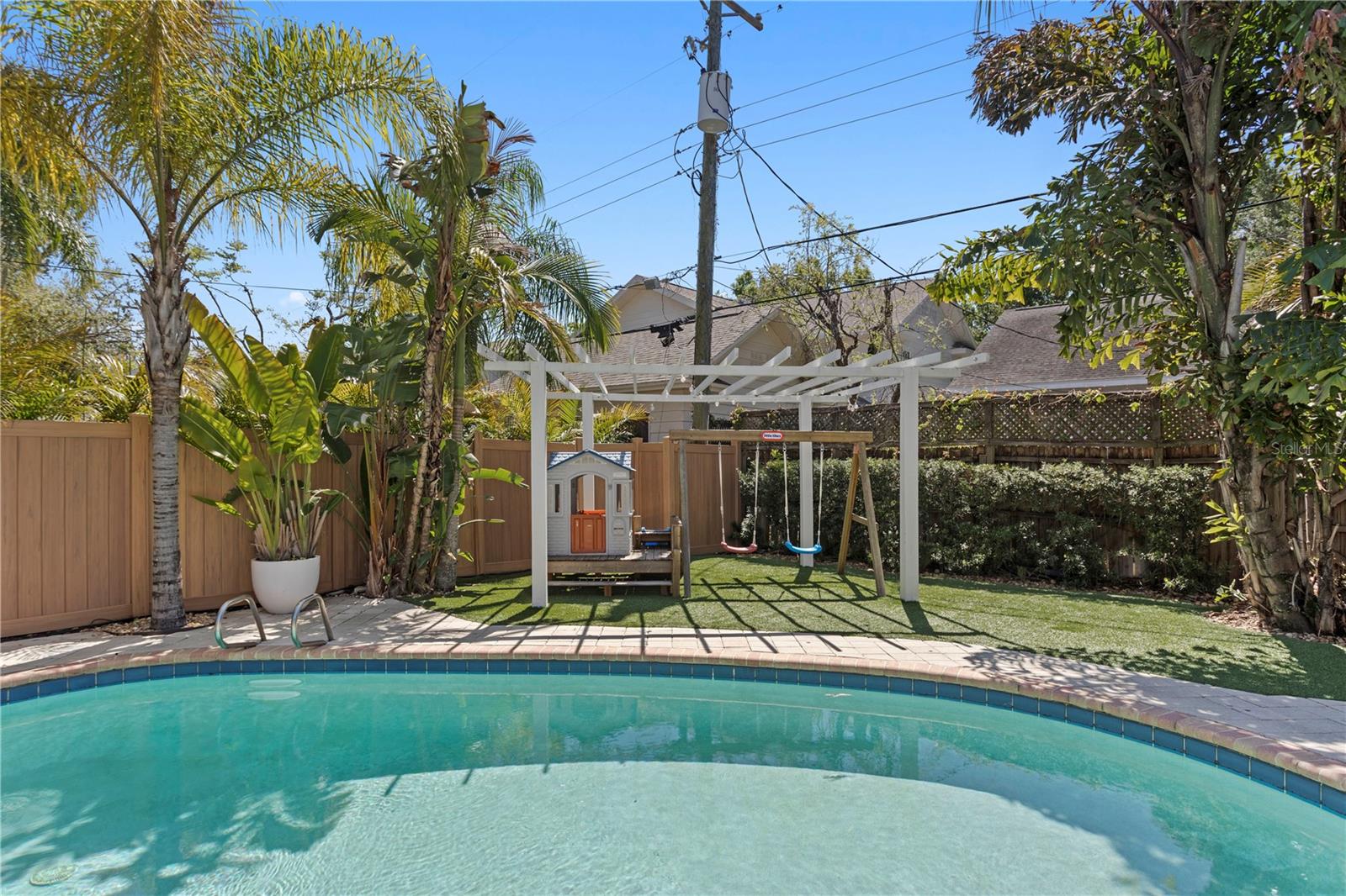 2810 W MORRISON Ave TAMPA, FL 33629