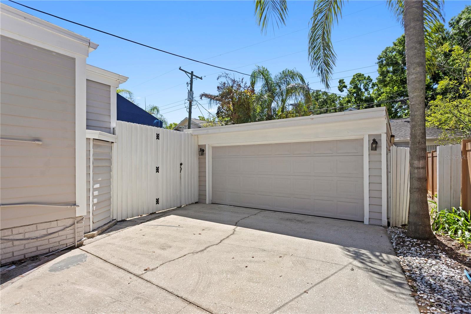 2810 W MORRISON Ave TAMPA, FL 33629