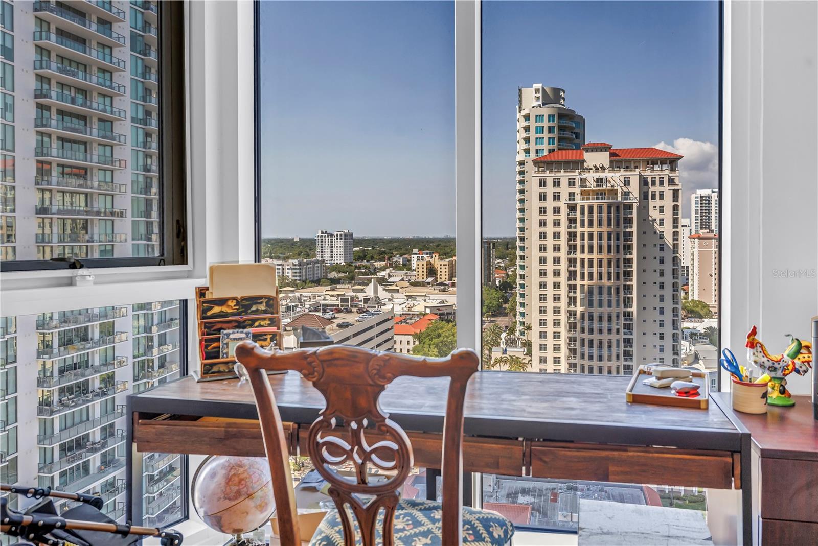 1 Bch Dr #1702 ST PETERSBURG, FL 33701