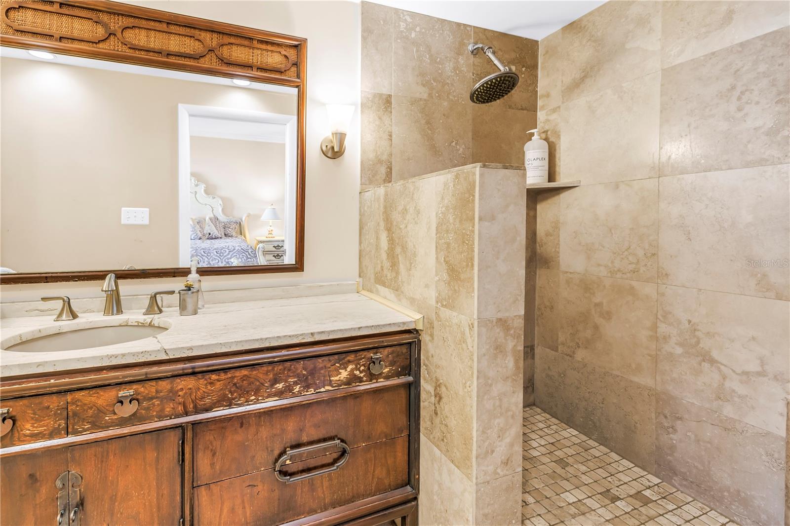 1 Bch Dr #1702 ST PETERSBURG, FL 33701