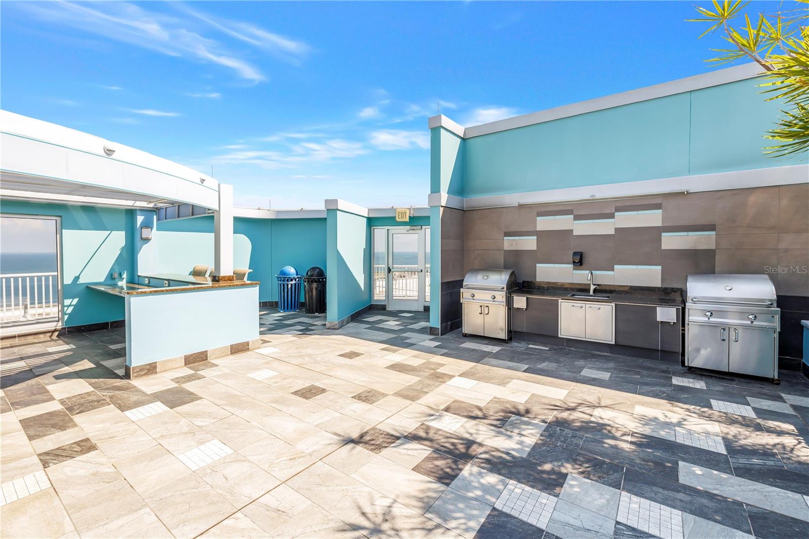 1 Bch Dr #1702 ST PETERSBURG, FL 33701