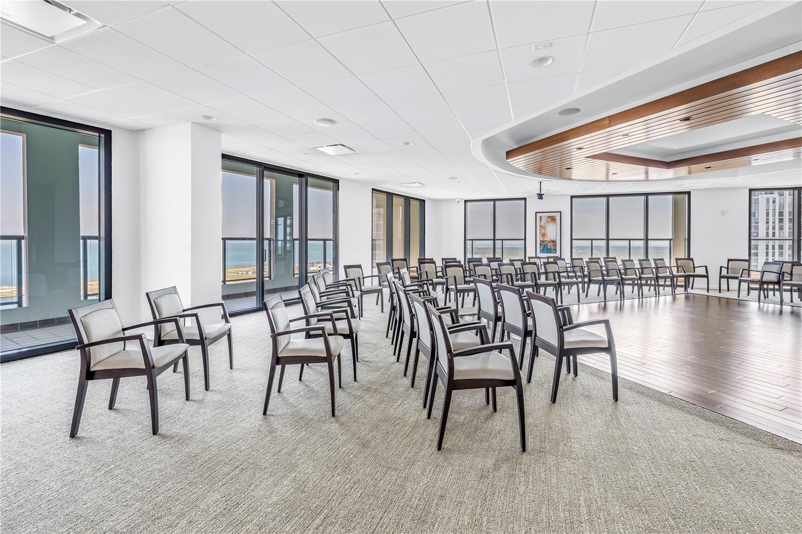 1 Bch Dr #1702 ST PETERSBURG, FL 33701