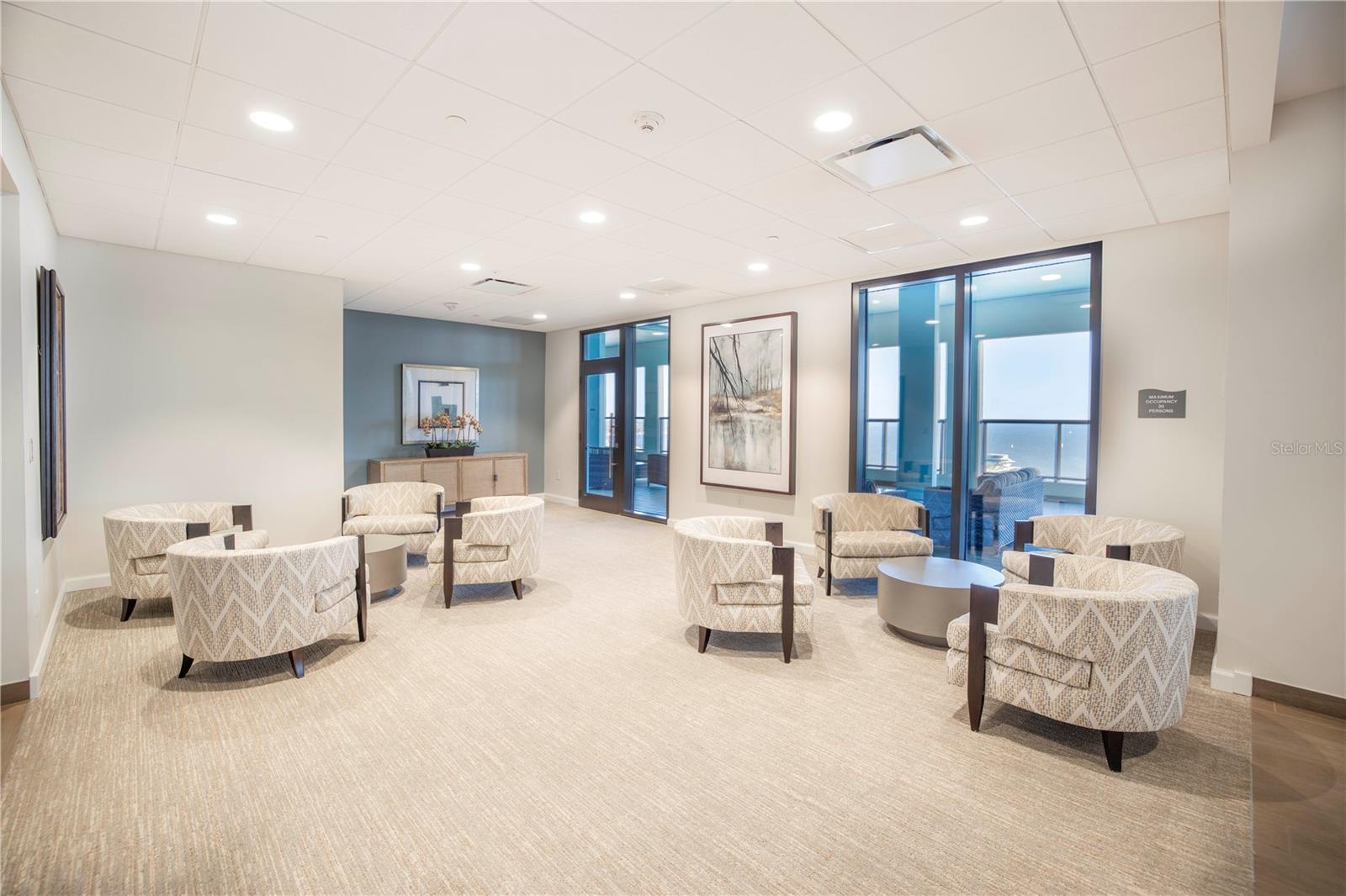 1 Bch Dr #1702 ST PETERSBURG, FL 33701