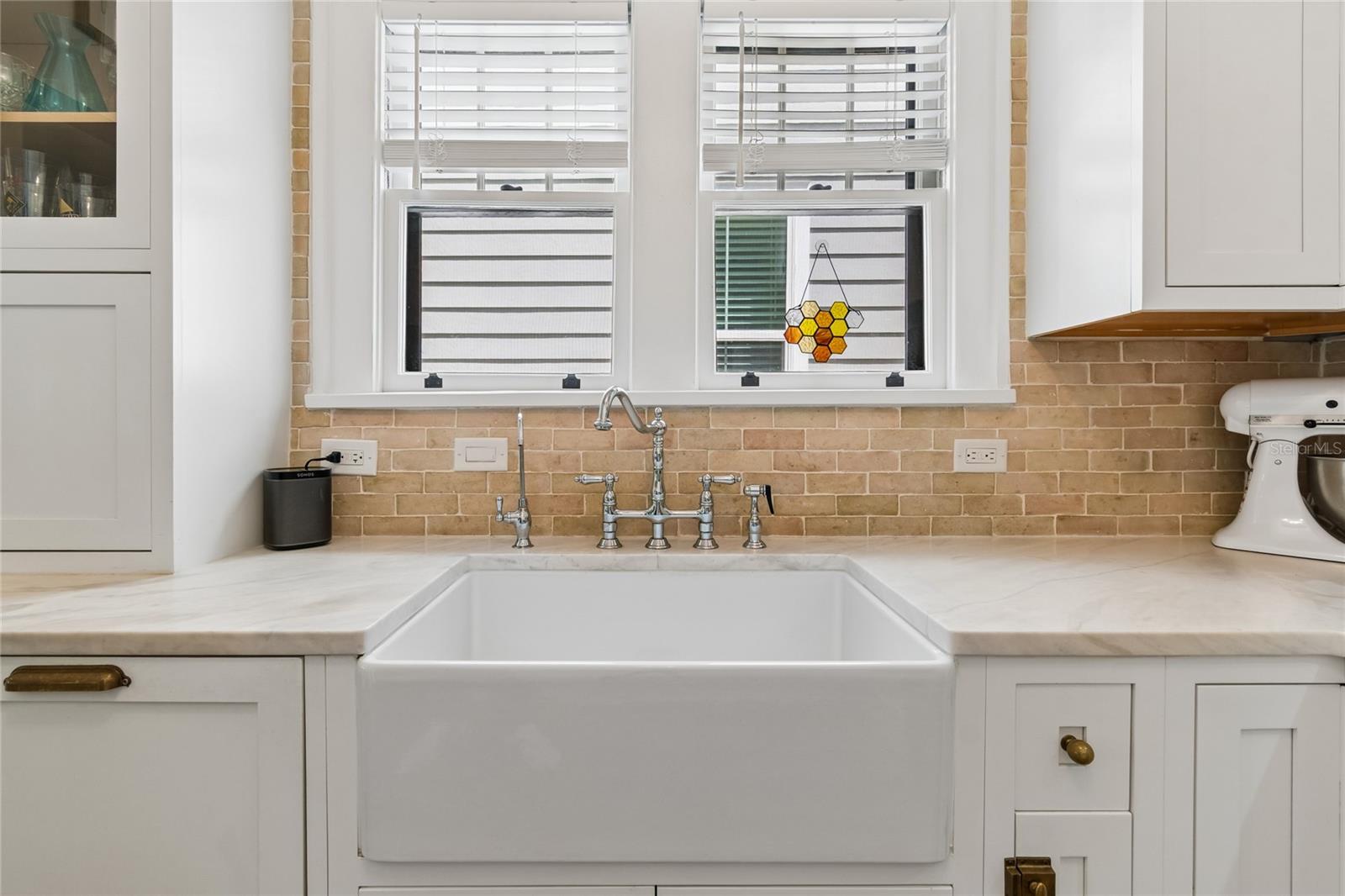 1126 16TH Ave ST PETERSBURG, FL 33704