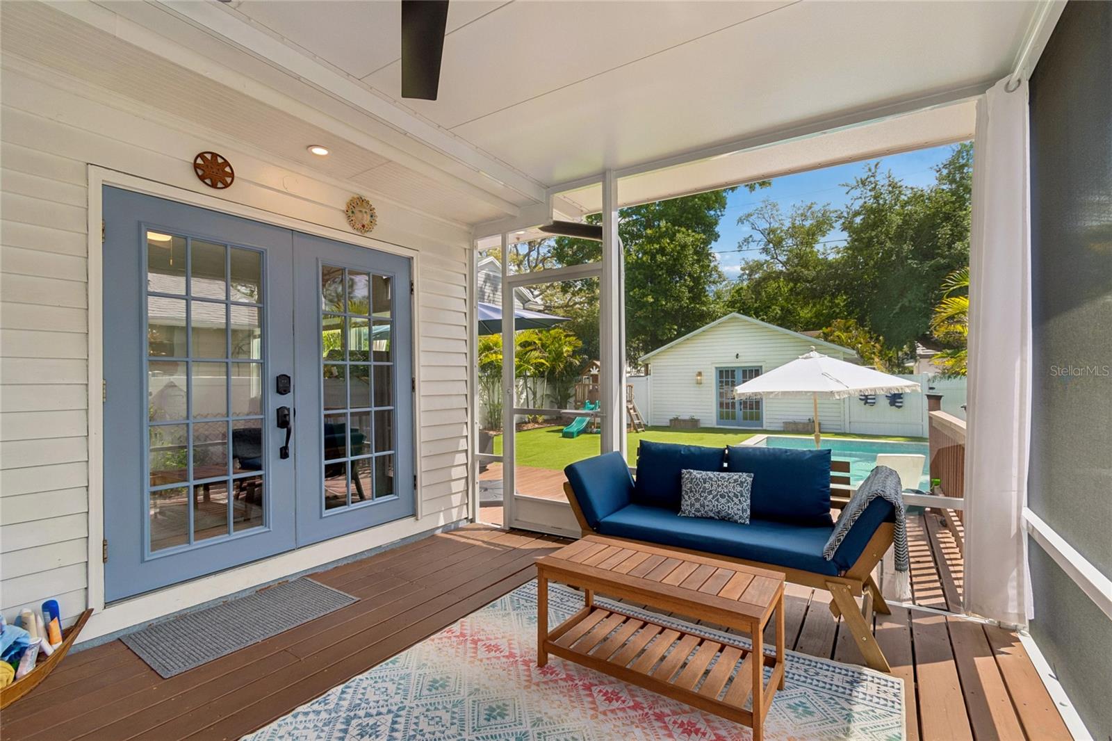 1126 16TH Ave ST PETERSBURG, FL 33704