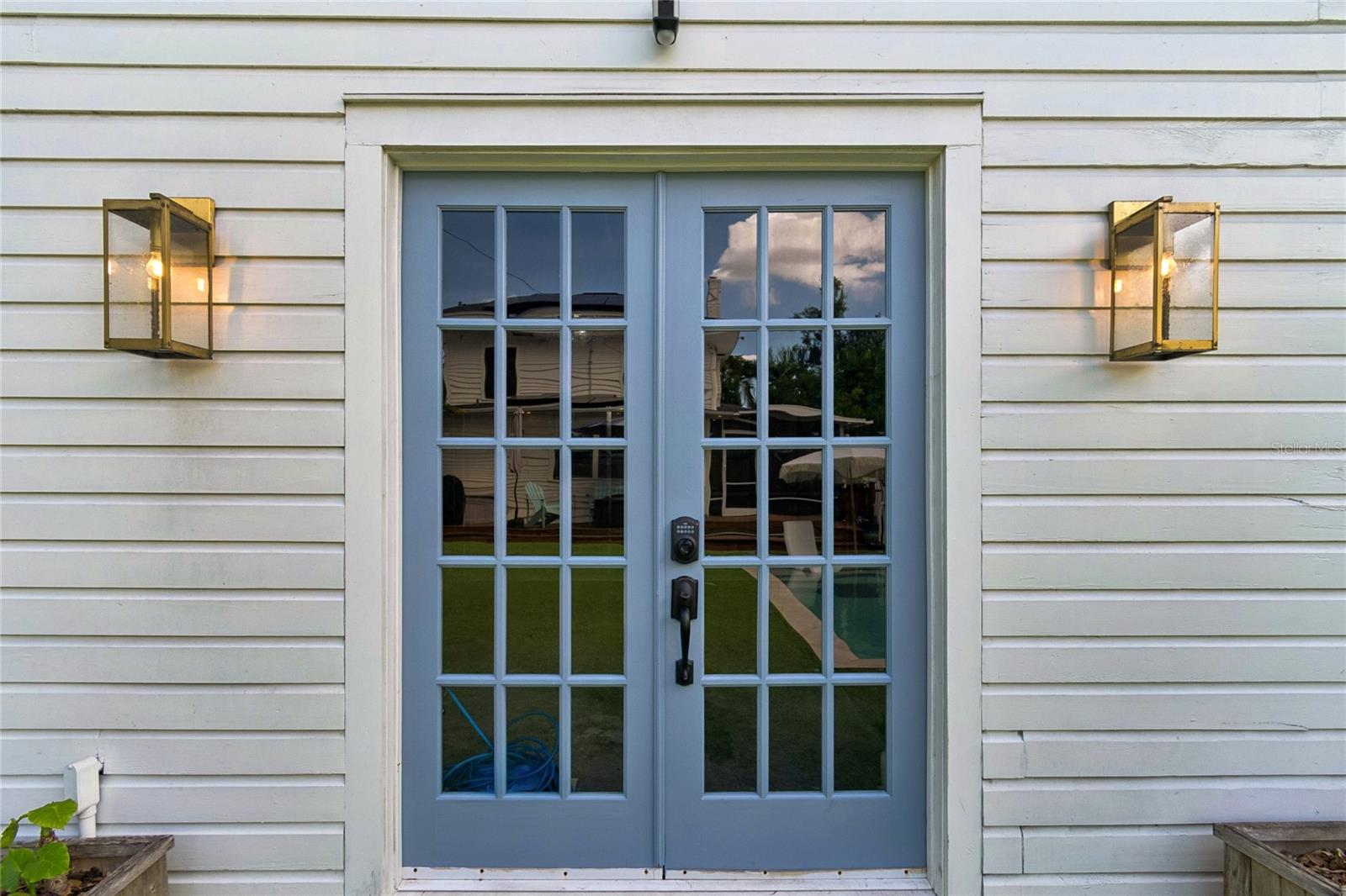 1126 16TH Ave ST PETERSBURG, FL 33704