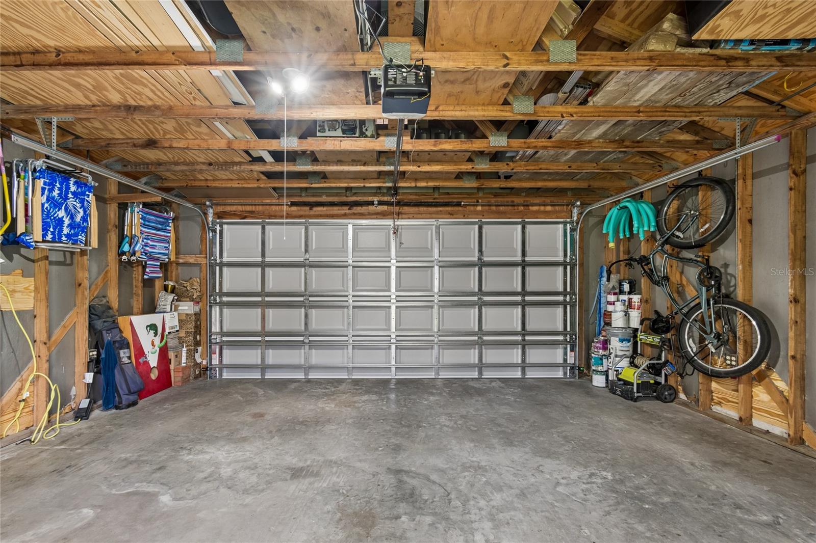 1126 16TH Ave ST PETERSBURG, FL 33704