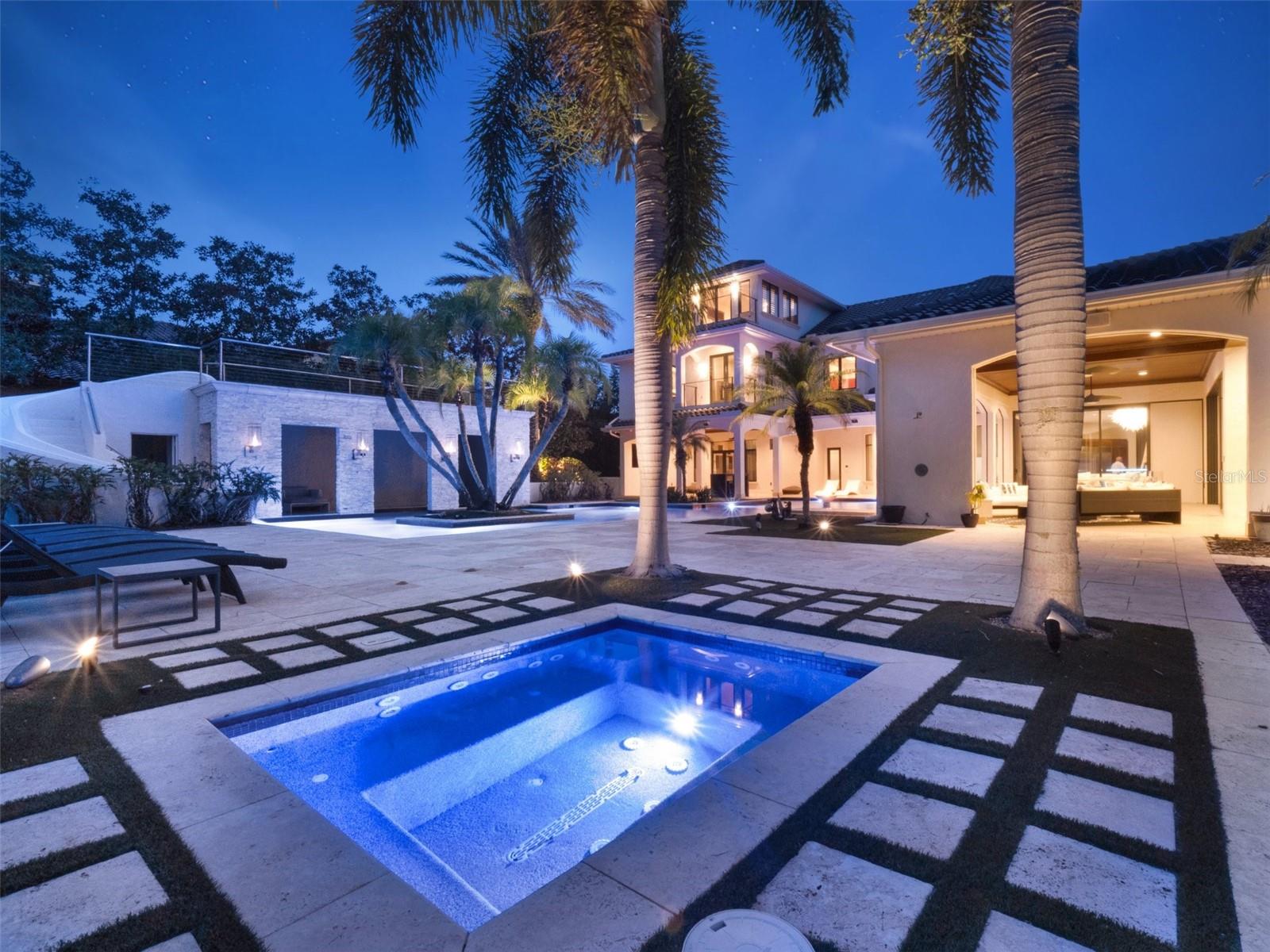 6137 GROSVENOR Shr Dr WINDERMERE, FL 34786