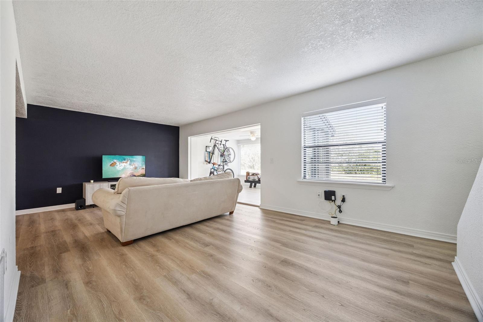 136 TERIWOOD Ct FERN PARK, FL 32730