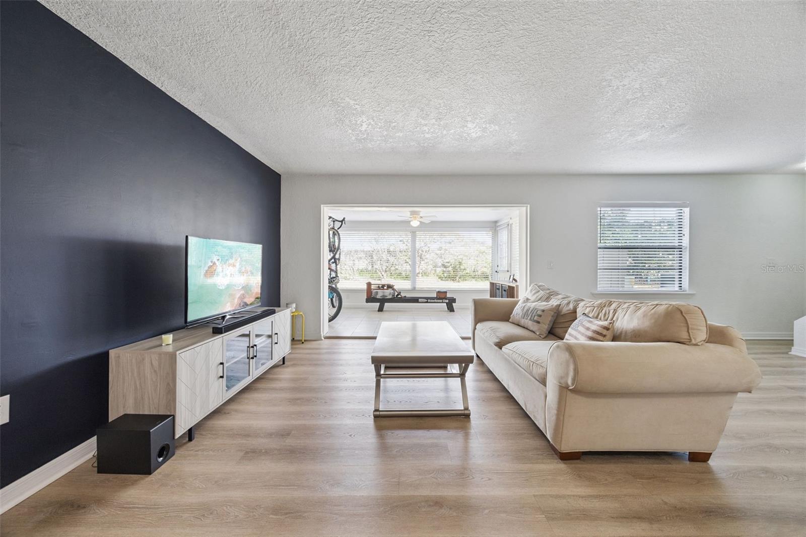 136 TERIWOOD Ct FERN PARK, FL 32730