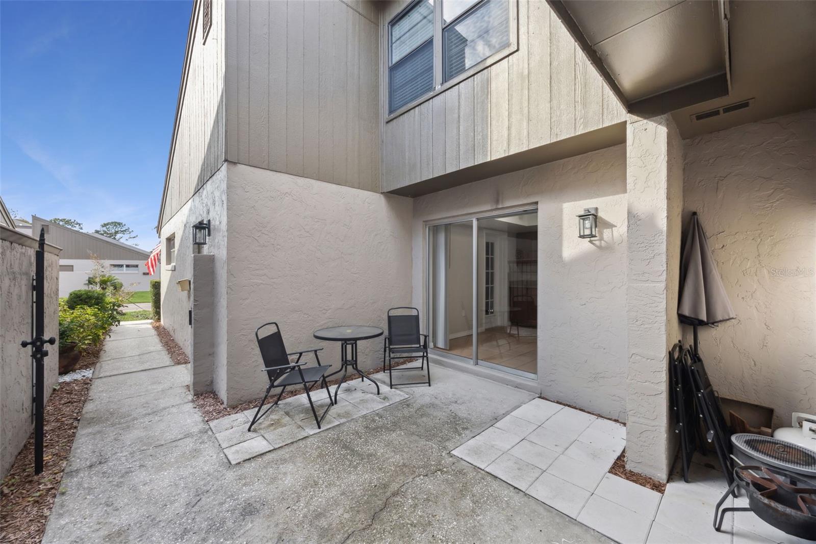 136 TERIWOOD Ct FERN PARK, FL 32730