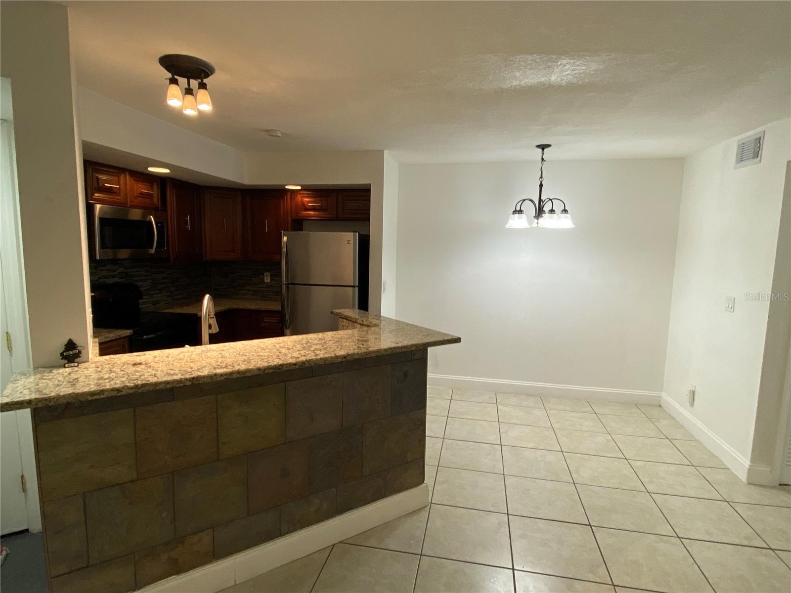 4630 COMMANDER Dr #1012 ORLANDO, FL 32822