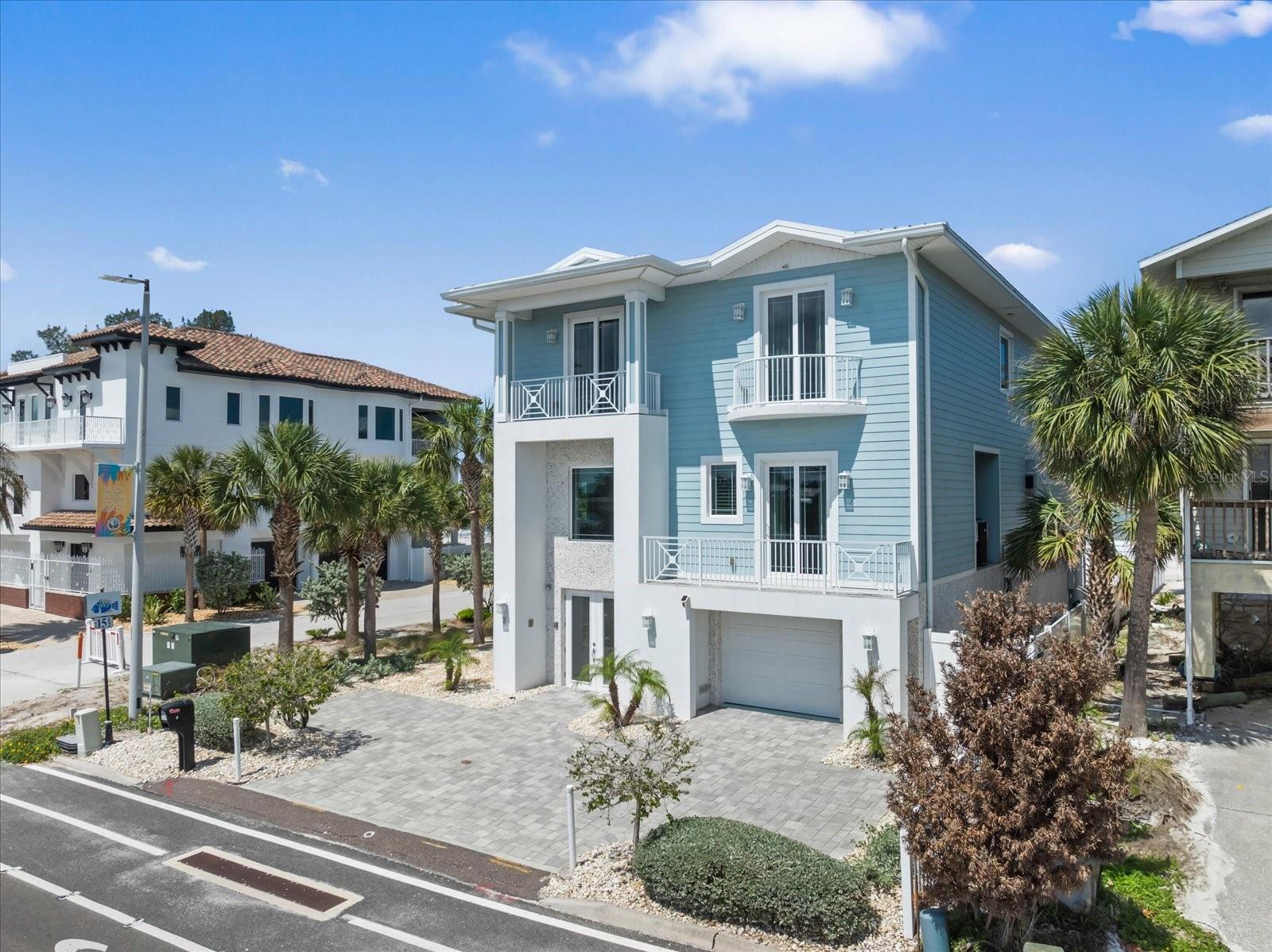 2 GULF Blvd INDIAN ROCKS BEACH, FL 33785