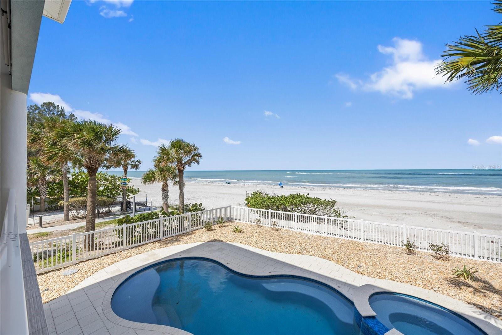 2 GULF Blvd INDIAN ROCKS BEACH, FL 33785