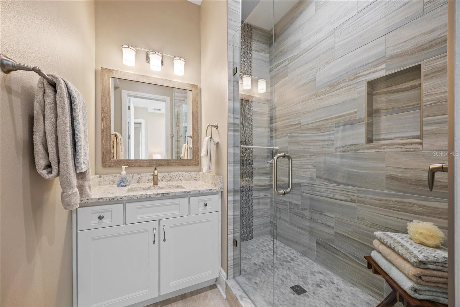 2 GULF Blvd INDIAN ROCKS BEACH, FL 33785