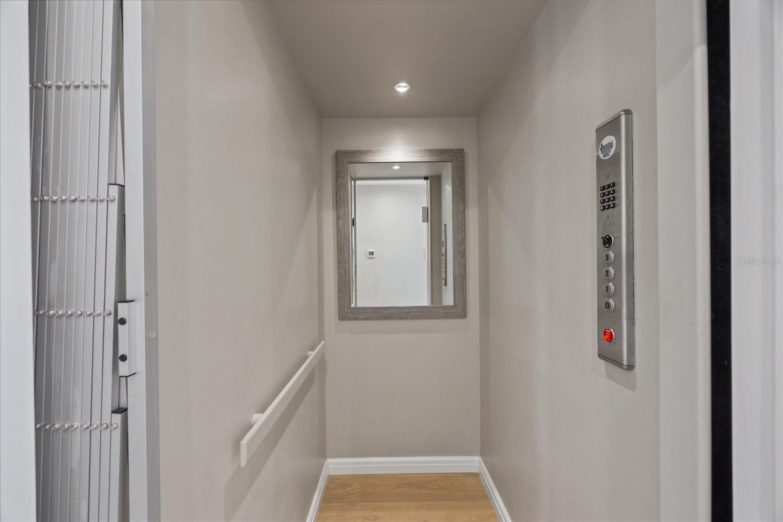 2 GULF Blvd INDIAN ROCKS BEACH, FL 33785