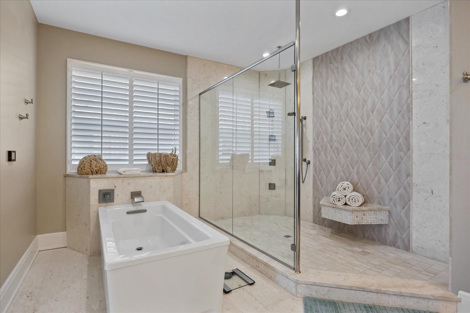 2 GULF Blvd INDIAN ROCKS BEACH, FL 33785