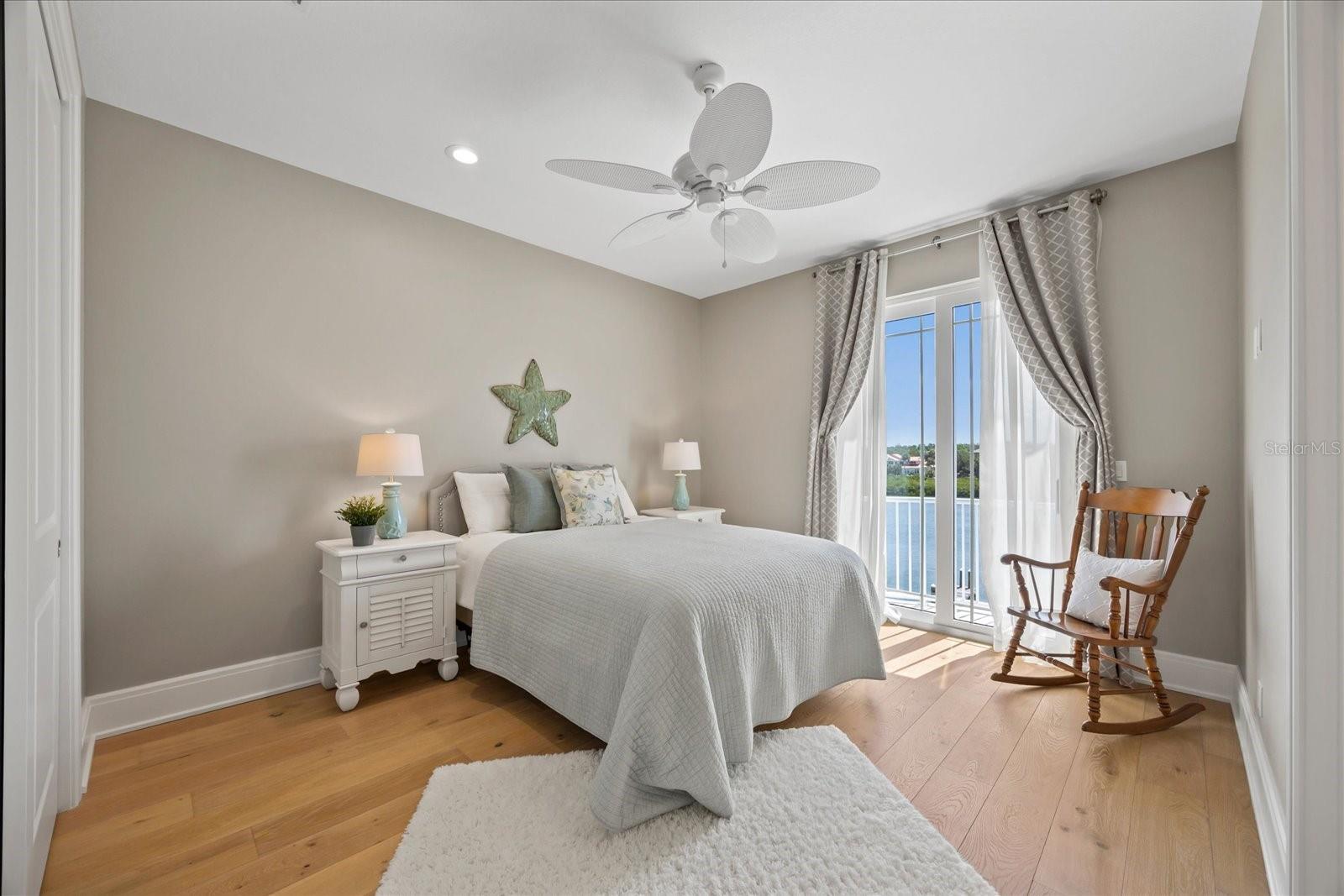 2 GULF Blvd INDIAN ROCKS BEACH, FL 33785