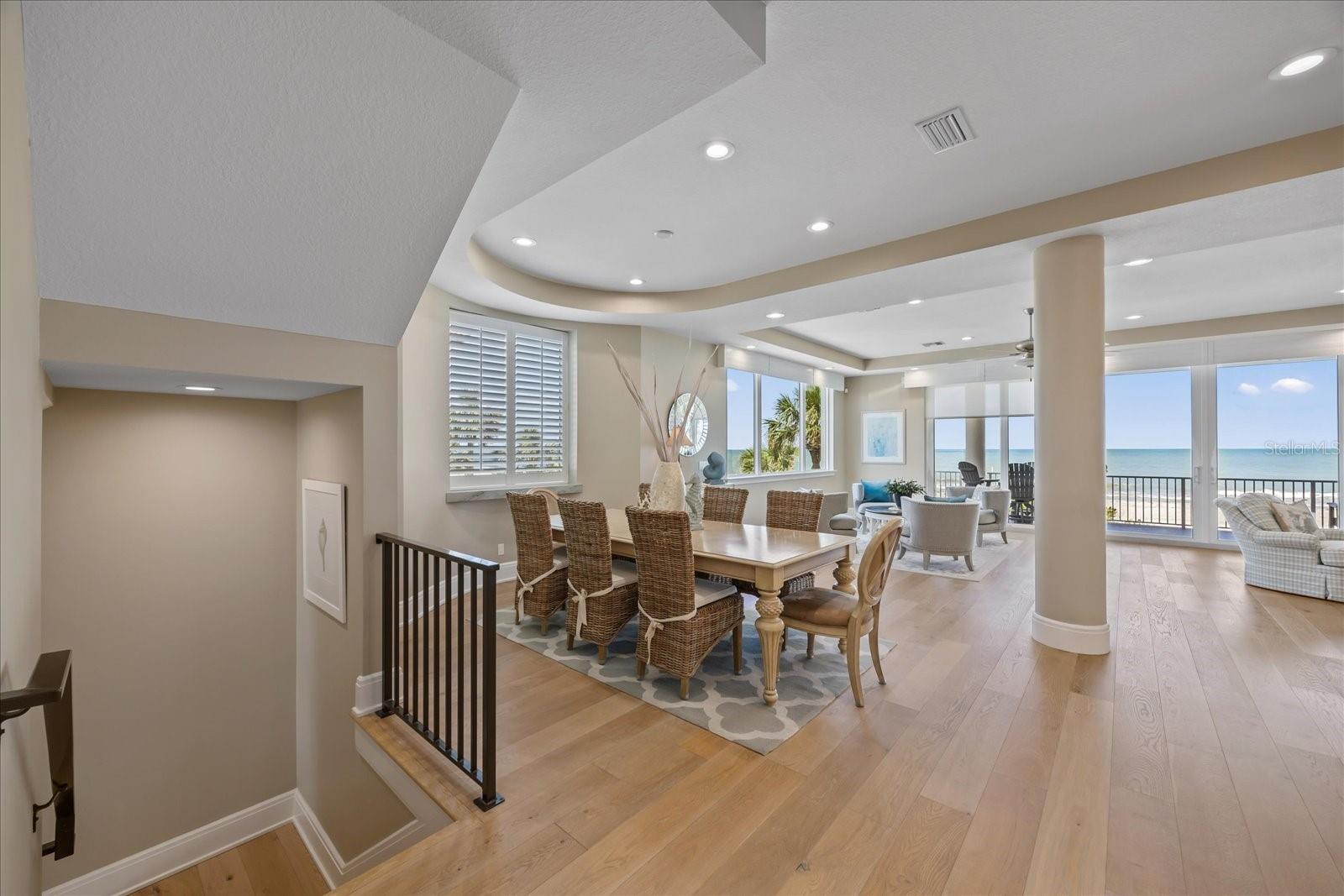 2 GULF Blvd INDIAN ROCKS BEACH, FL 33785