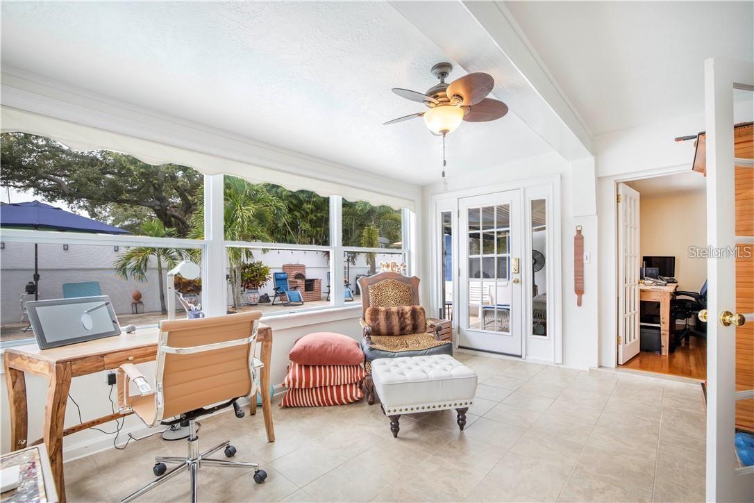 2200 2ND St ST PETERSBURG, FL 33704