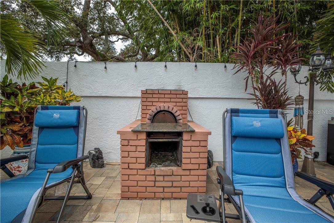 2200 2ND St ST PETERSBURG, FL 33704