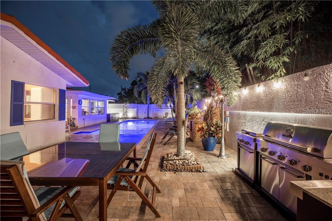 2200 2ND St ST PETERSBURG, FL 33704