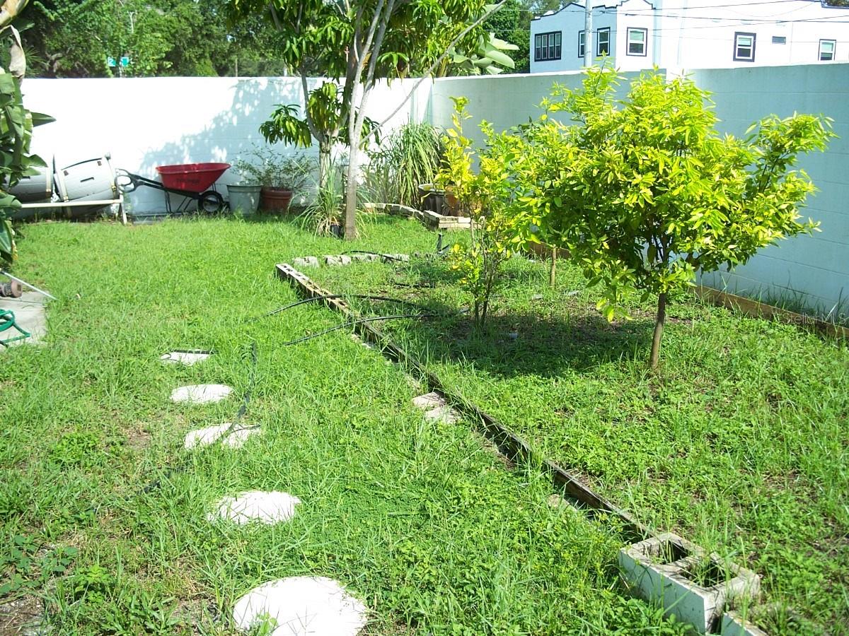 2200 2ND St ST PETERSBURG, FL 33704