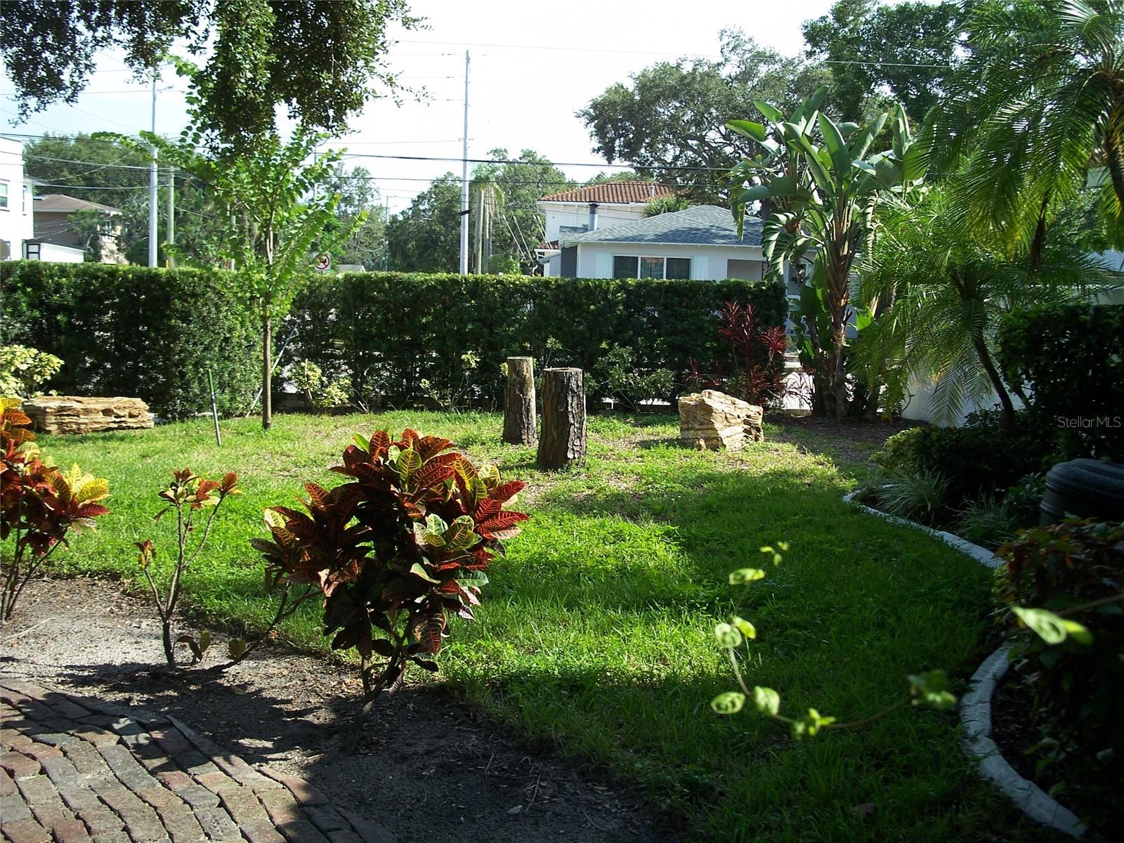 2200 2ND St ST PETERSBURG, FL 33704