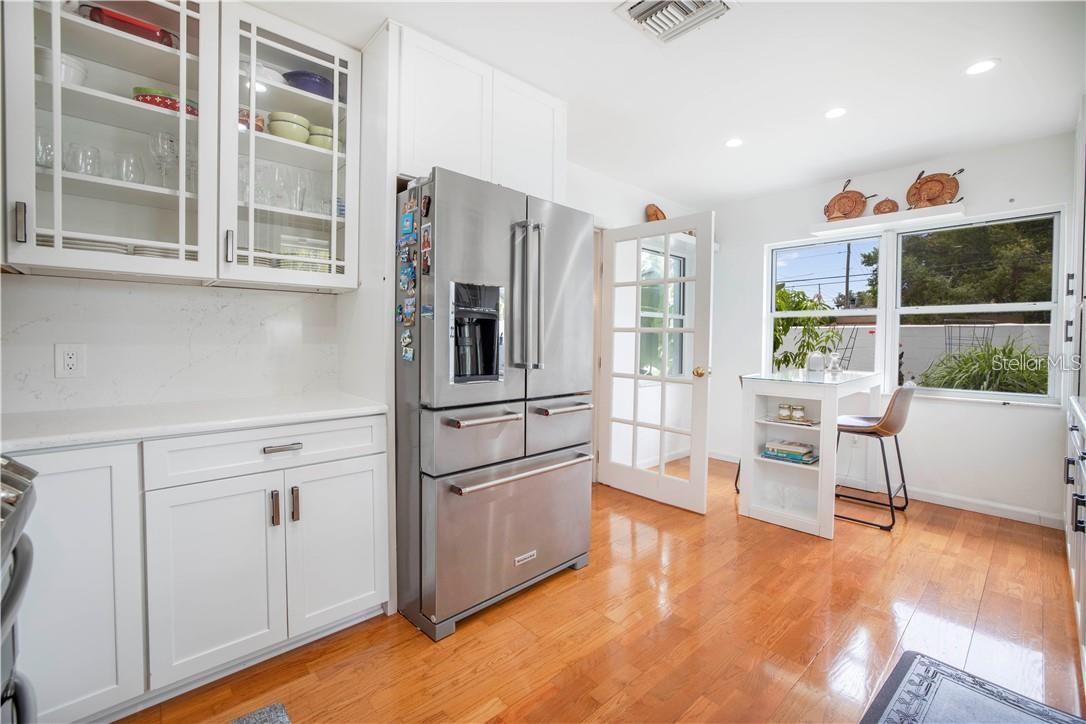 2200 2ND St ST PETERSBURG, FL 33704