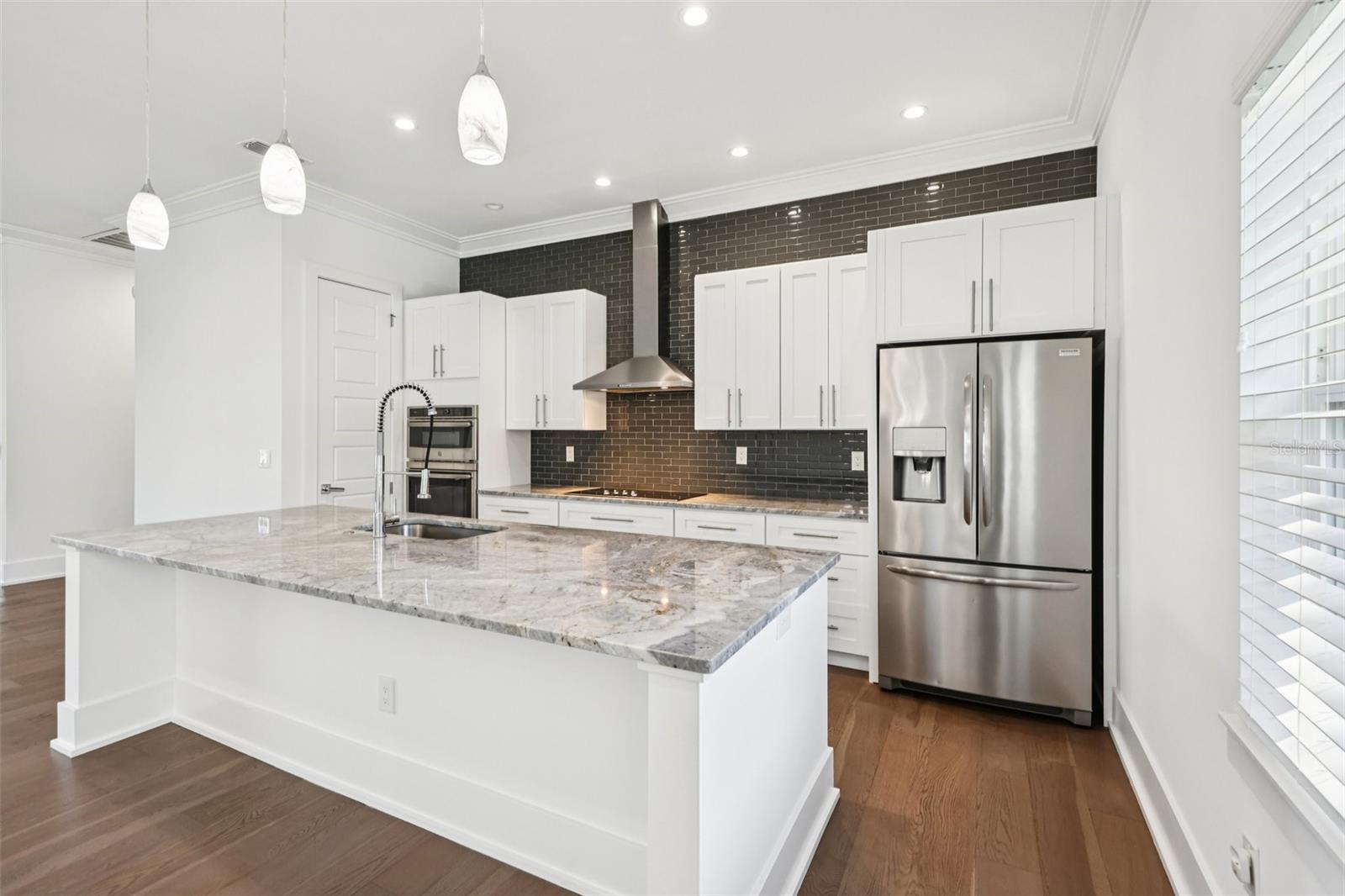 2924 HUNTINGTON St ORLANDO, FL 32803