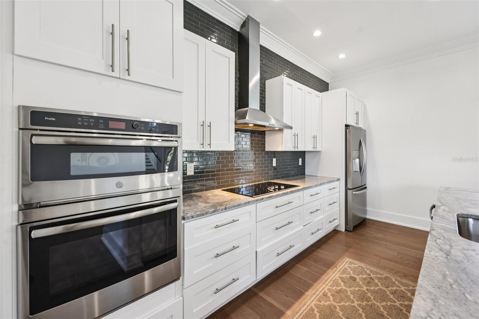 2924 HUNTINGTON St ORLANDO, FL 32803