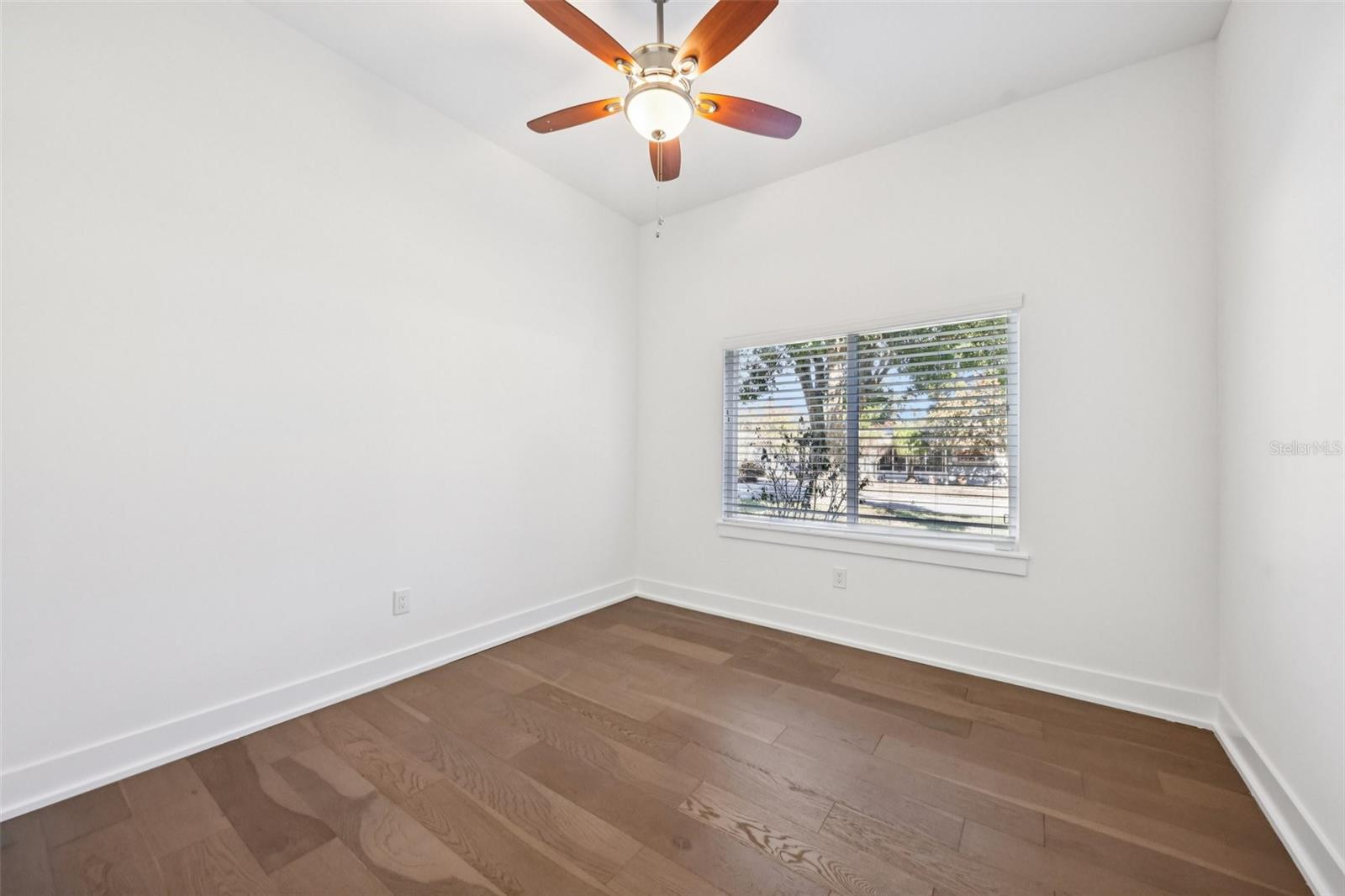 2924 HUNTINGTON St ORLANDO, FL 32803