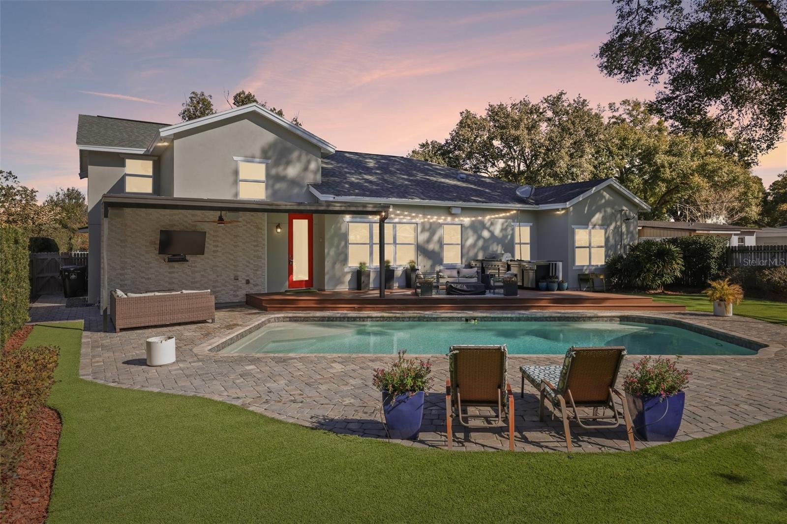 2924 HUNTINGTON St ORLANDO, FL 32803