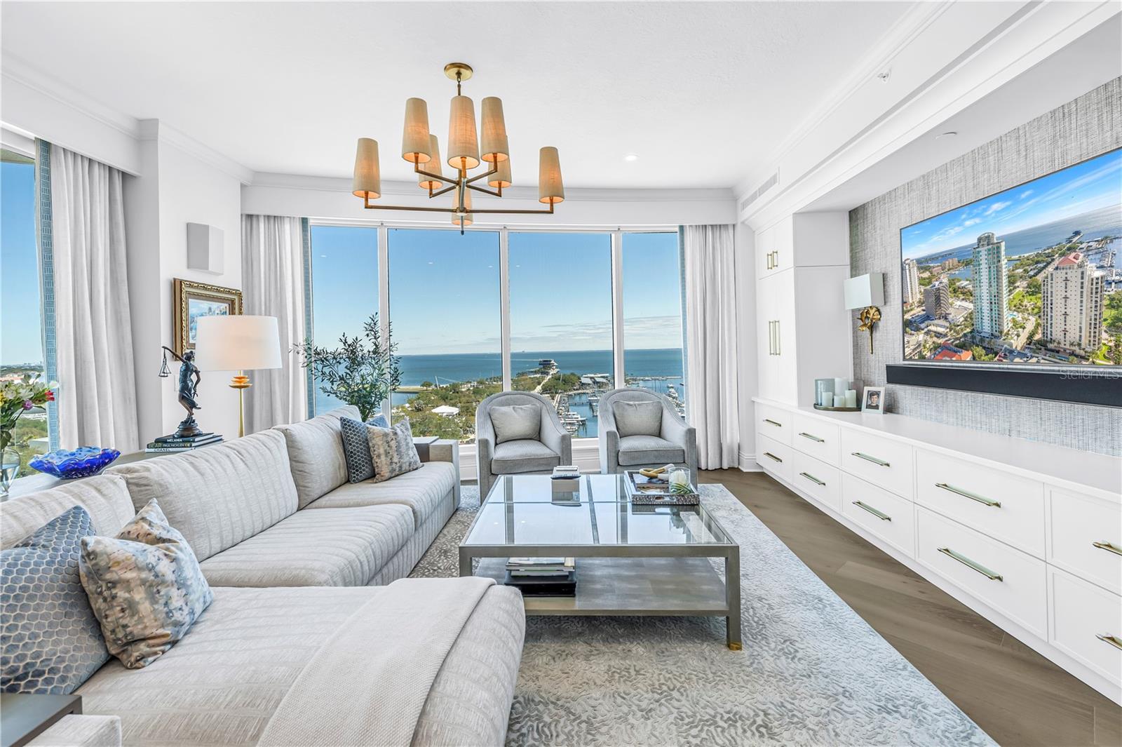 180 Bch Dr #1401 ST PETERSBURG, FL 33701