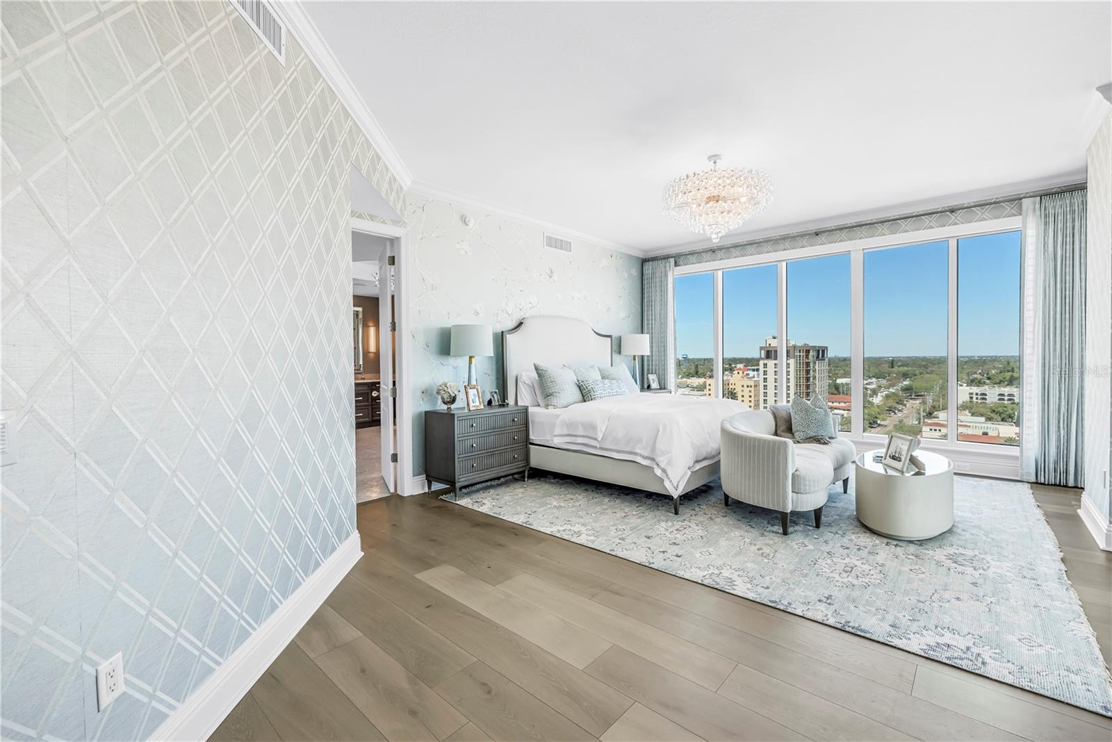 180 Bch Dr #1401 ST PETERSBURG, FL 33701