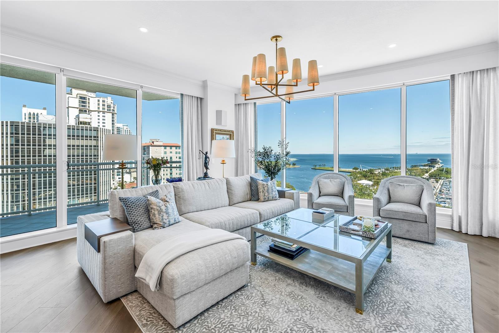 180 Bch Dr #1401 ST PETERSBURG, FL 33701