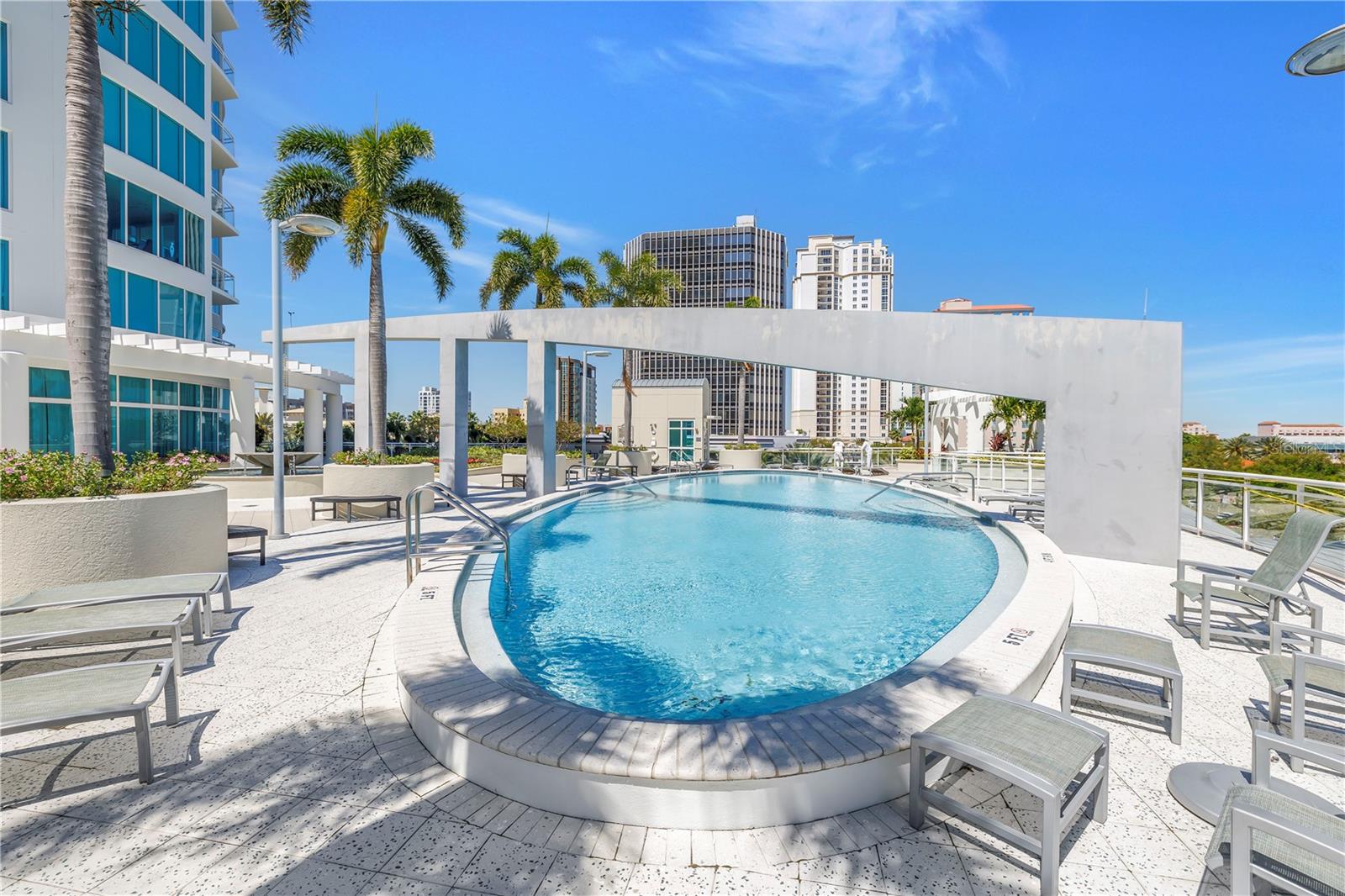 180 Bch Dr #1401 ST PETERSBURG, FL 33701