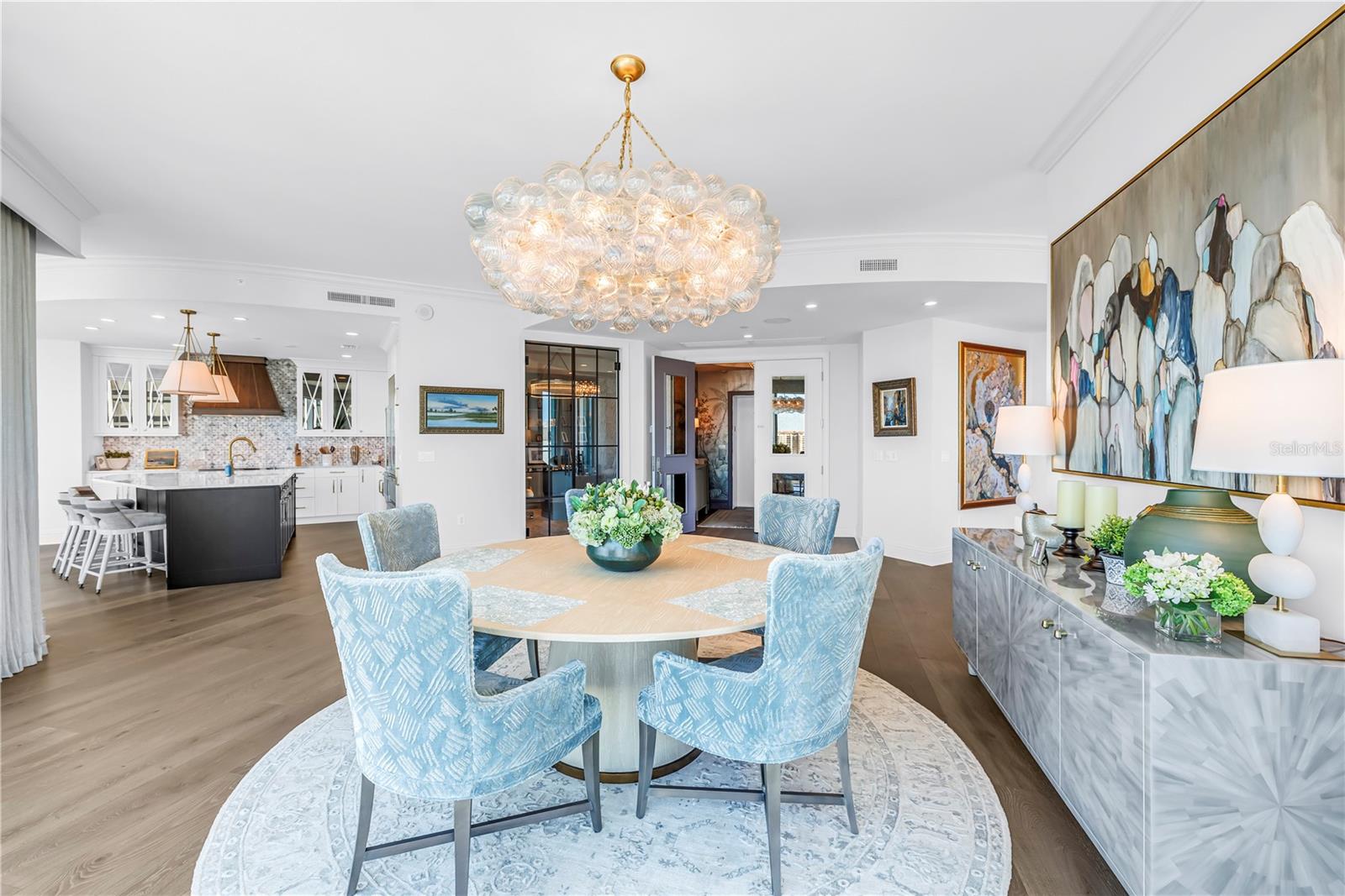 180 Bch Dr #1401 ST PETERSBURG, FL 33701