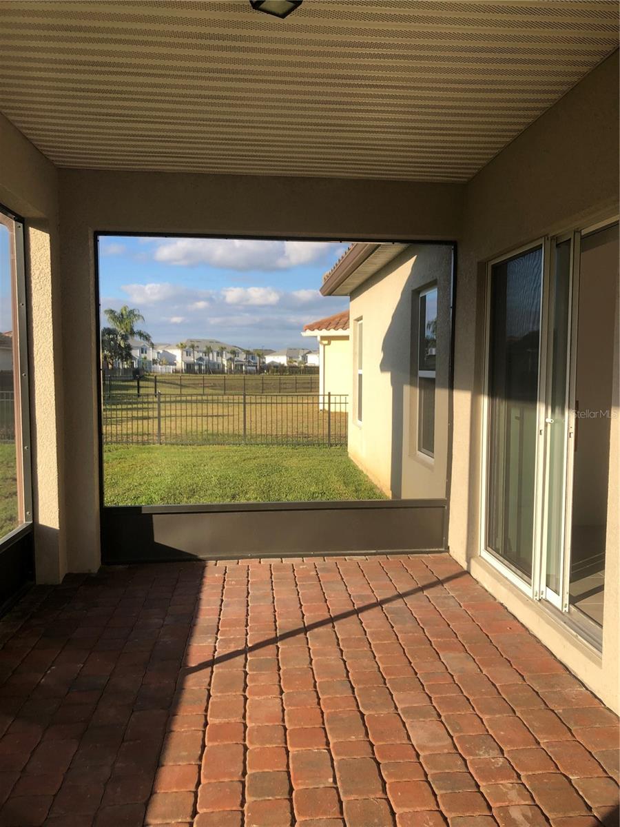 3211 SILVER FIN Way KISSIMMEE, FL 34746