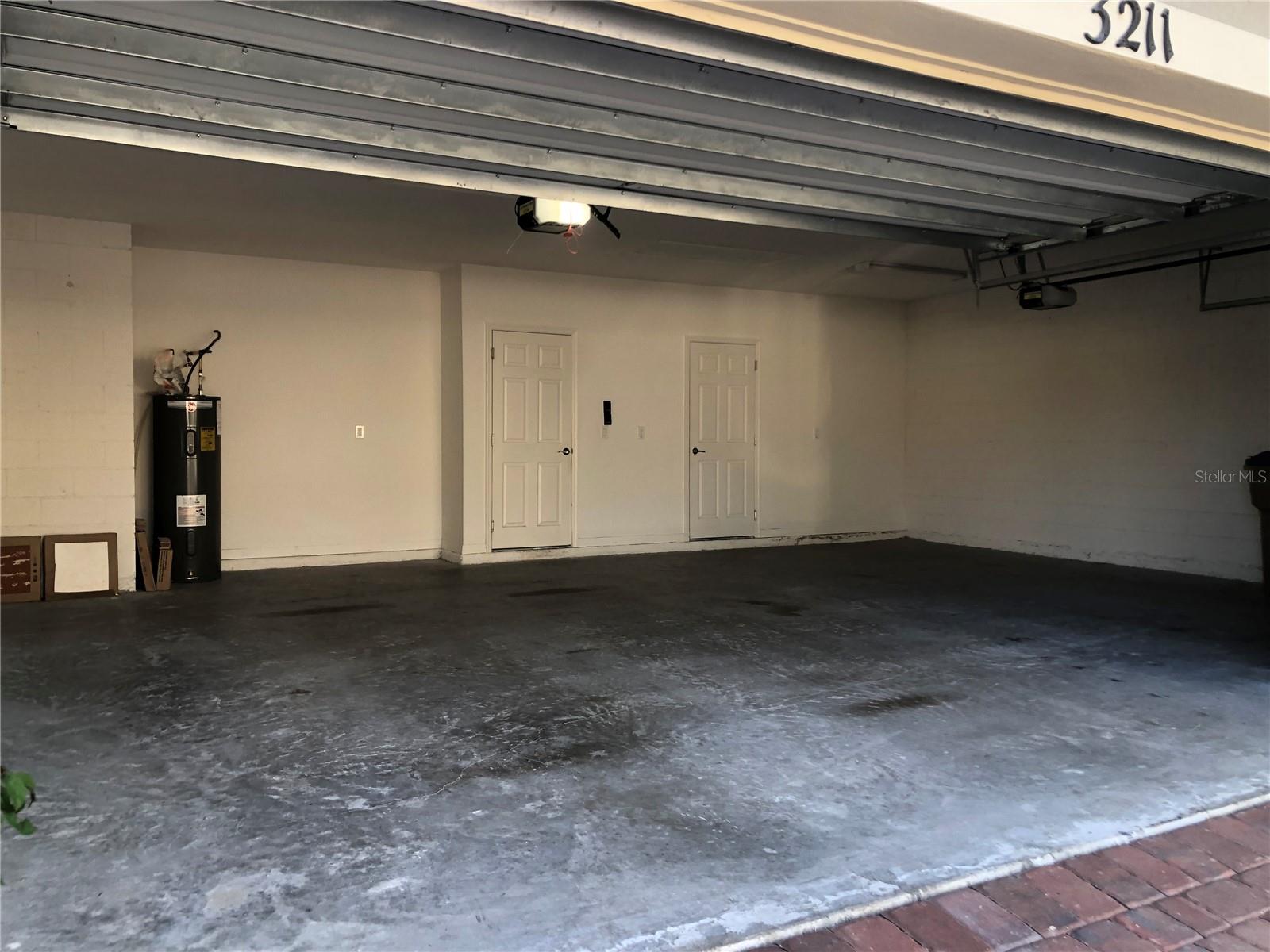 3211 SILVER FIN Way KISSIMMEE, FL 34746