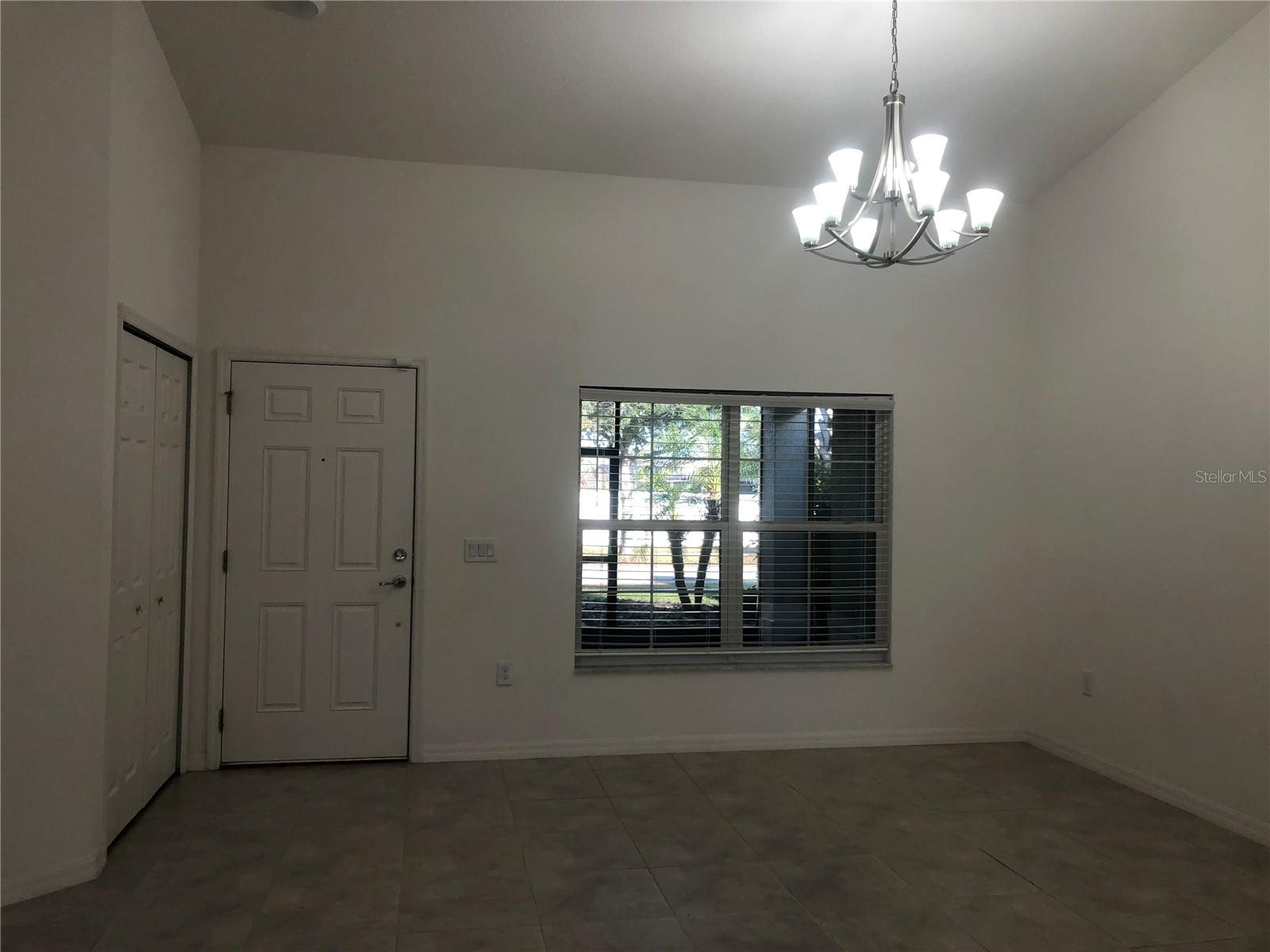 3211 SILVER FIN Way KISSIMMEE, FL 34746