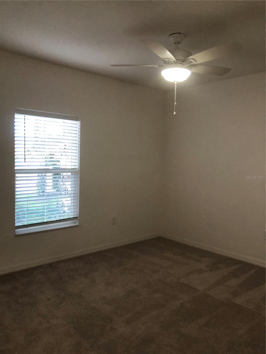 3211 SILVER FIN Way KISSIMMEE, FL 34746