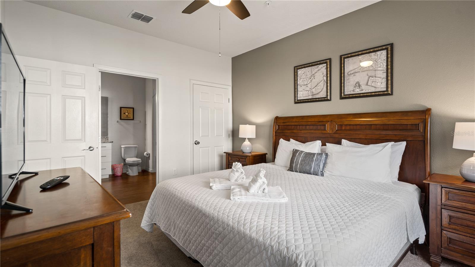 5350 DIPLOMAT Ct #104 KISSIMMEE, FL 34746