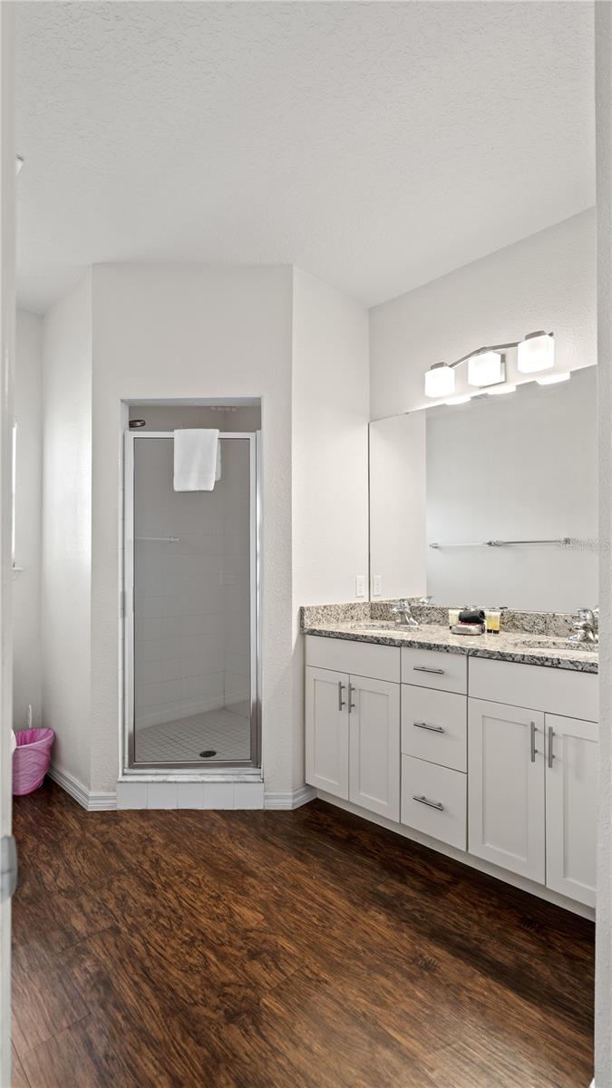 5350 DIPLOMAT Ct #104 KISSIMMEE, FL 34746