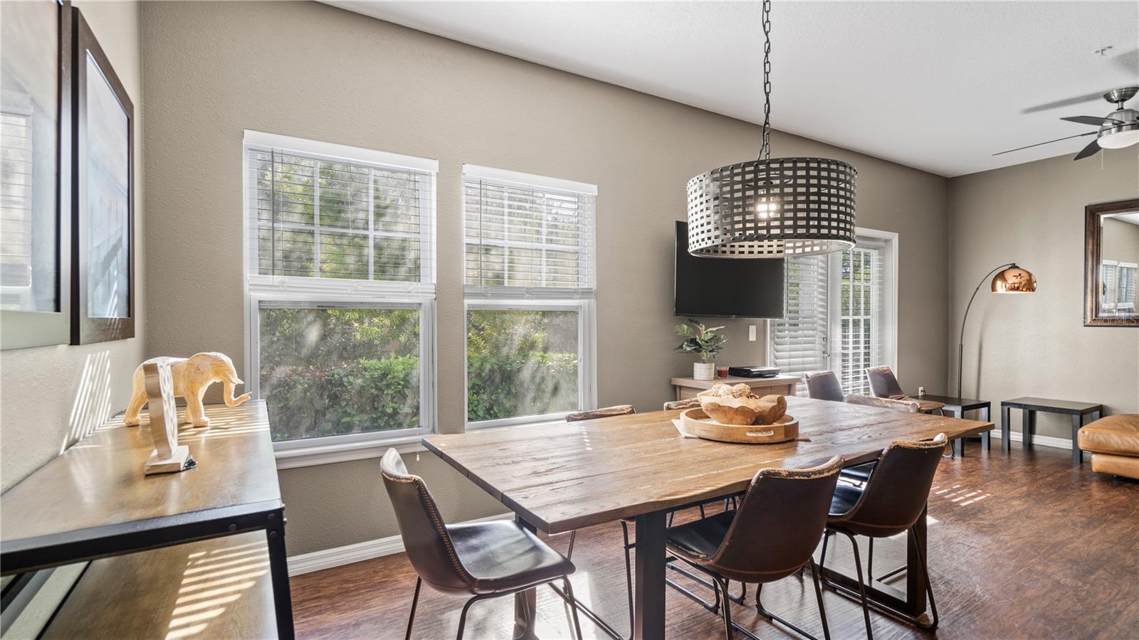 5350 DIPLOMAT Ct #104 KISSIMMEE, FL 34746