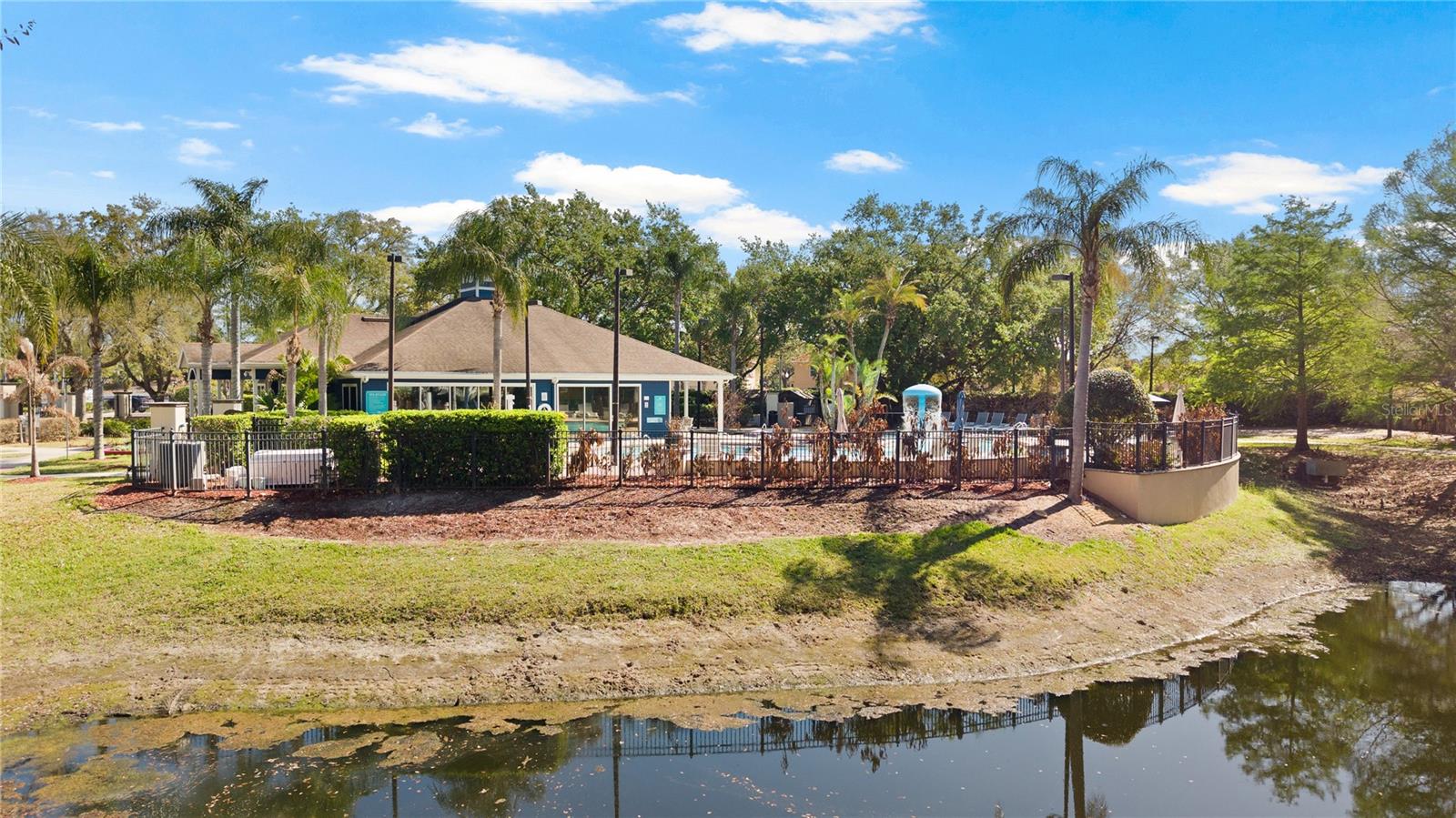 5350 DIPLOMAT Ct #104 KISSIMMEE, FL 34746